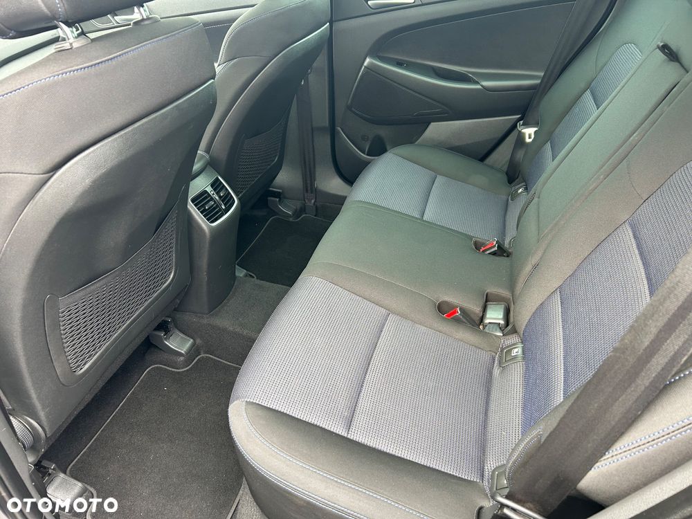 Hyundai Tucson 1.7 CRDI BlueDrive Comfort 2WD - 18