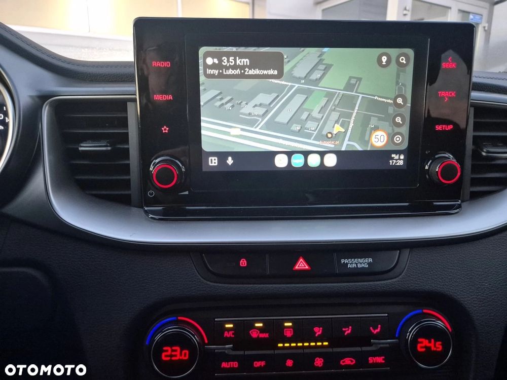 Kia XCeed 1.5 T-GDI M - 9