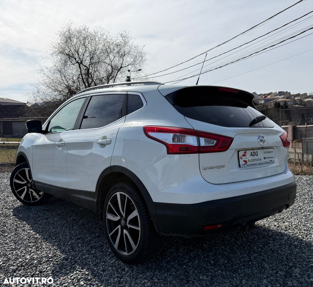 Nissan Qashqai 1.6 DCI TEKNA+ - 4