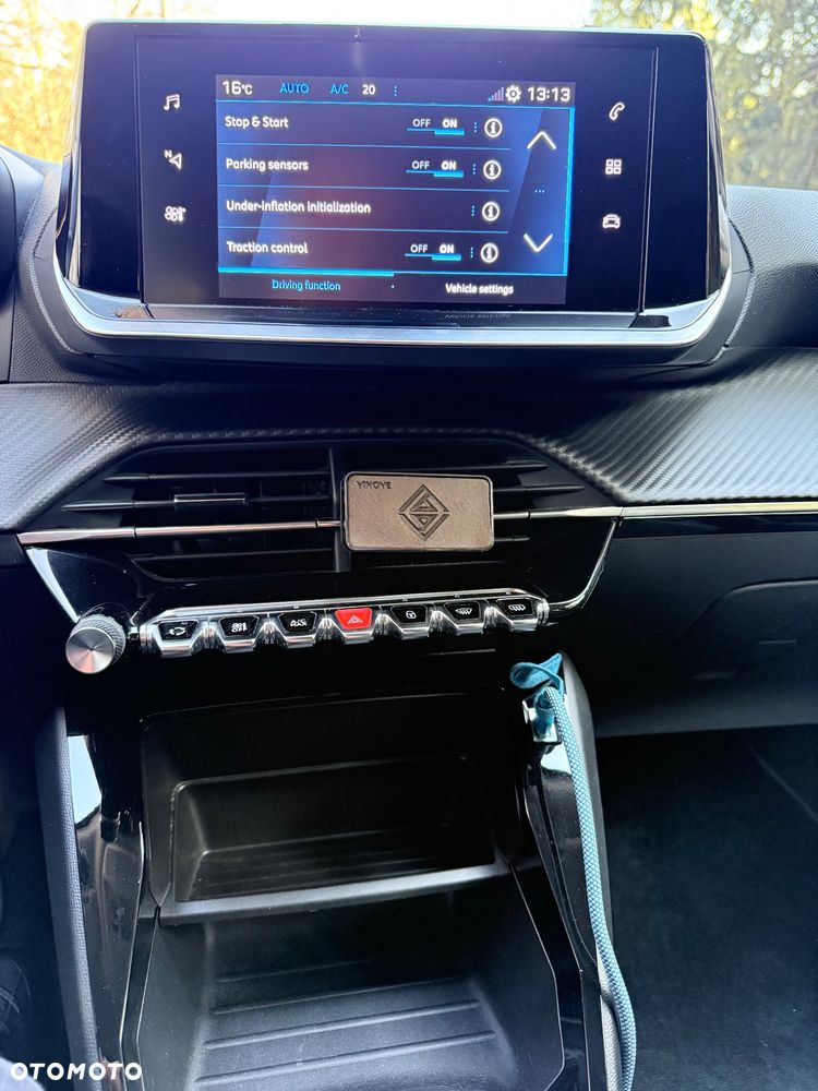 Peugeot 2008 PureTech 100 Style - 27