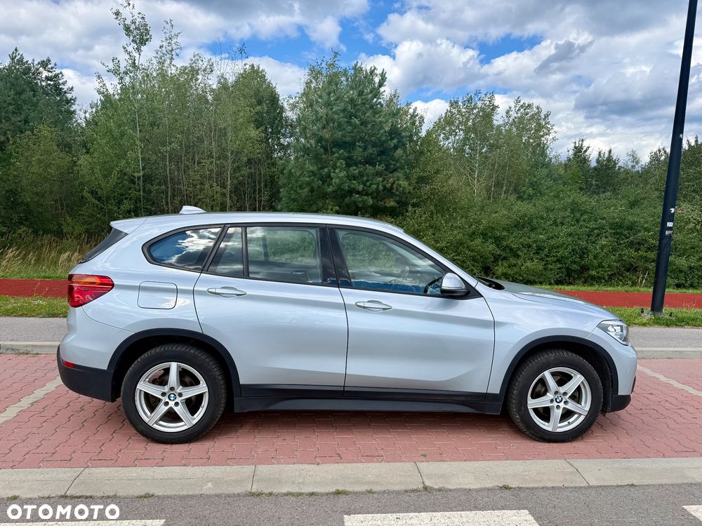BMW X1 xDrive18d - 6
