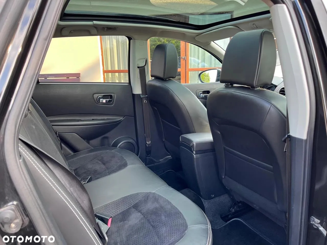 Nissan Qashqai 1.6 dCi DPF tekna - 31
