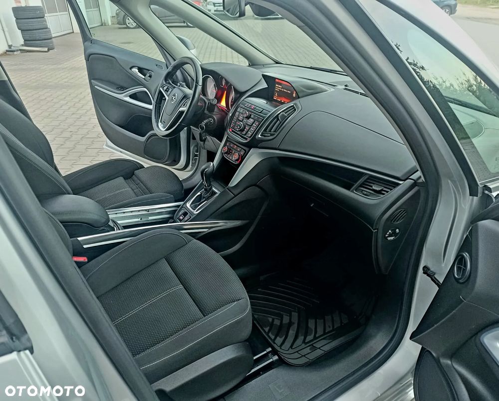 Opel Zafira Tourer 2.0 CDTI Automatik Edition - 9
