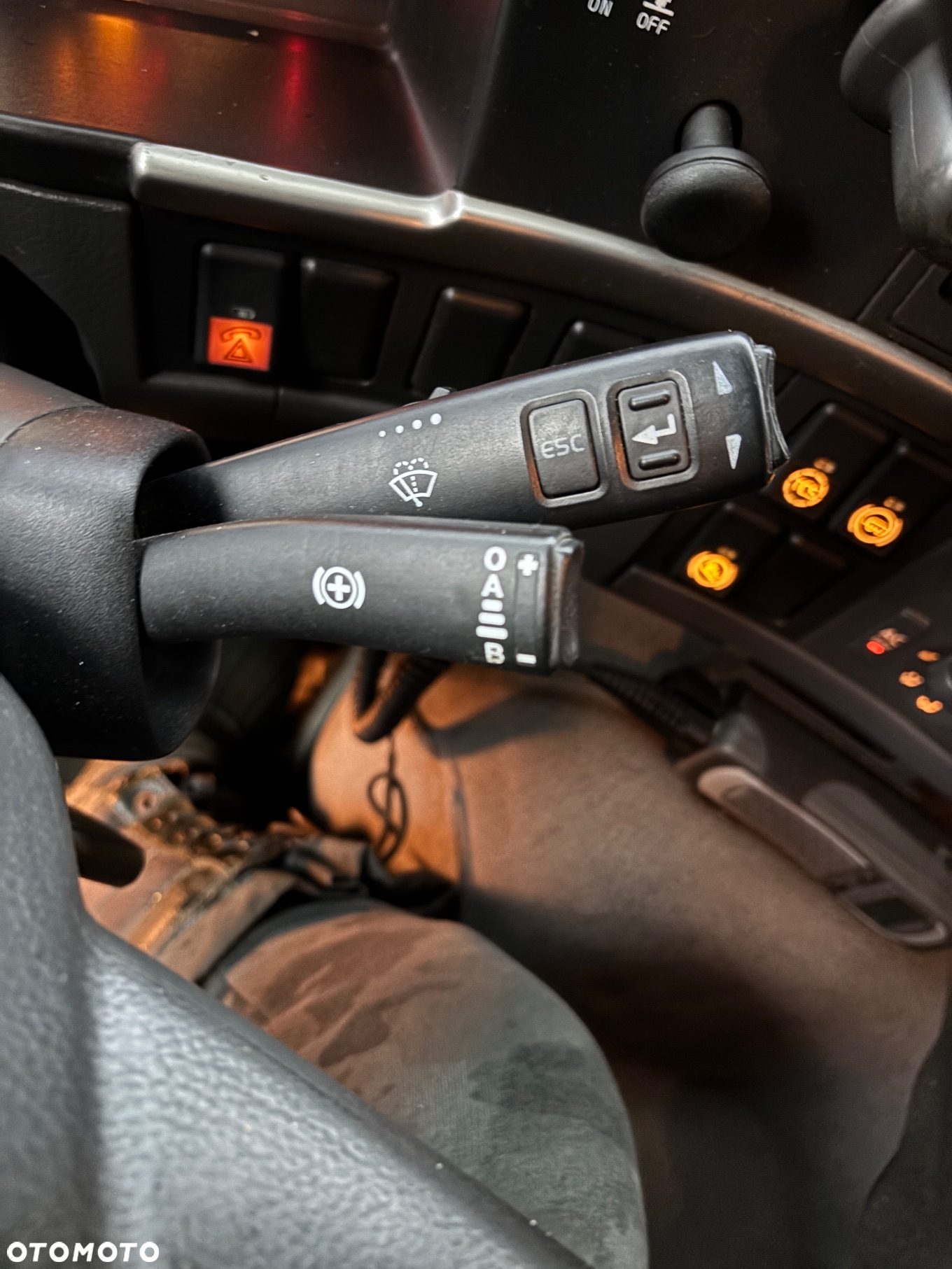 Volvo FM 330 - 18