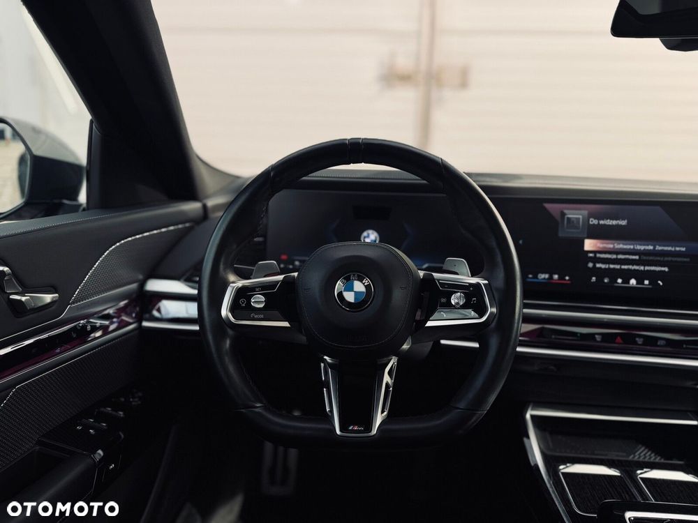 BMW Seria 7 - 15