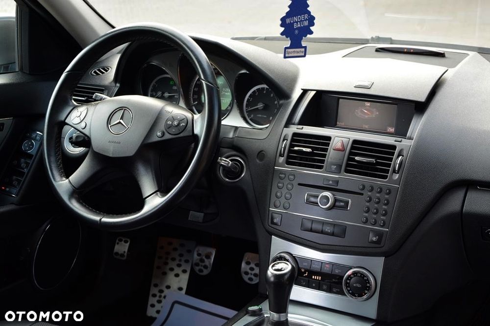Mercedes-Benz Klasa C 200 Kompressor Avantgarde - 38