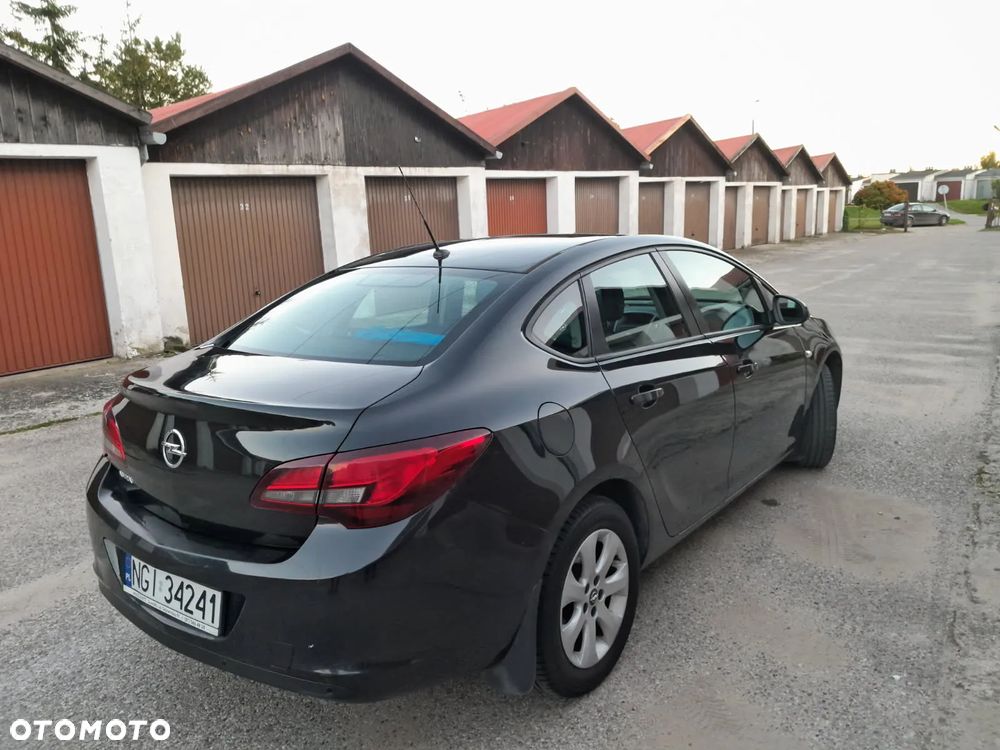 Opel Astra IV 1.6 Active - 3