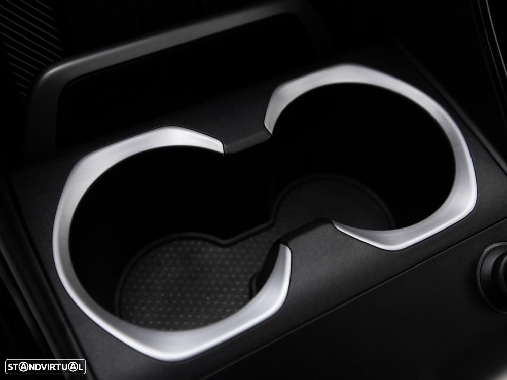 BMW iX2 eDrive20 Pack Desportivo M - 23