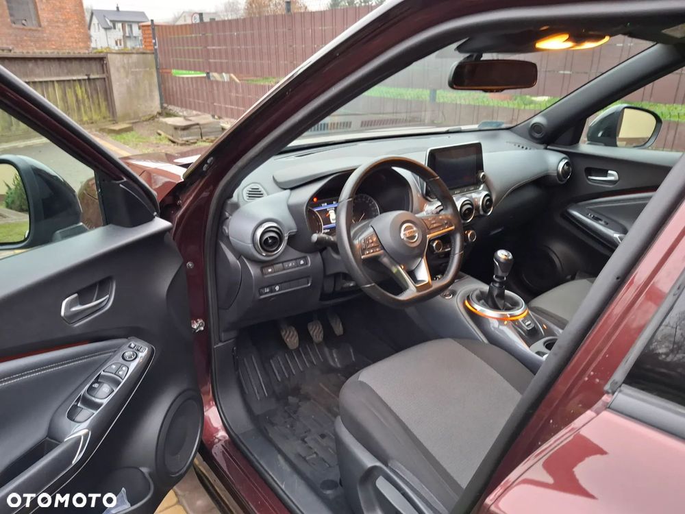 Nissan Juke 1.0 DIG-T N-Connecta - 9