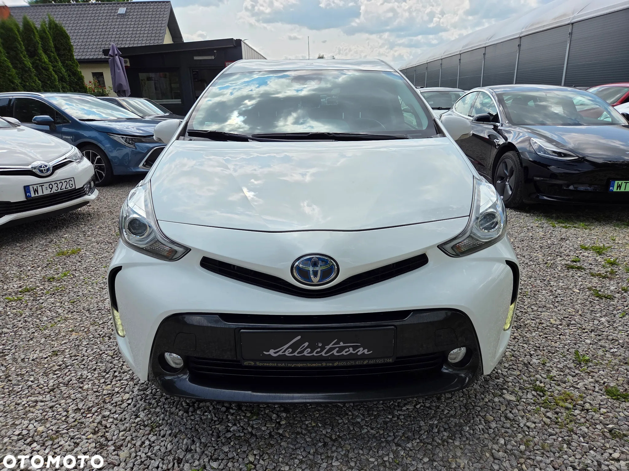 Toyota Prius+ (Hybrid) Executive - 2