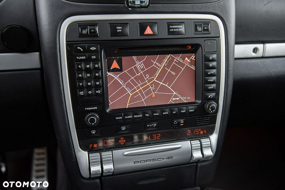 Porsche Cayenne Turbo Tiptronic S - 21