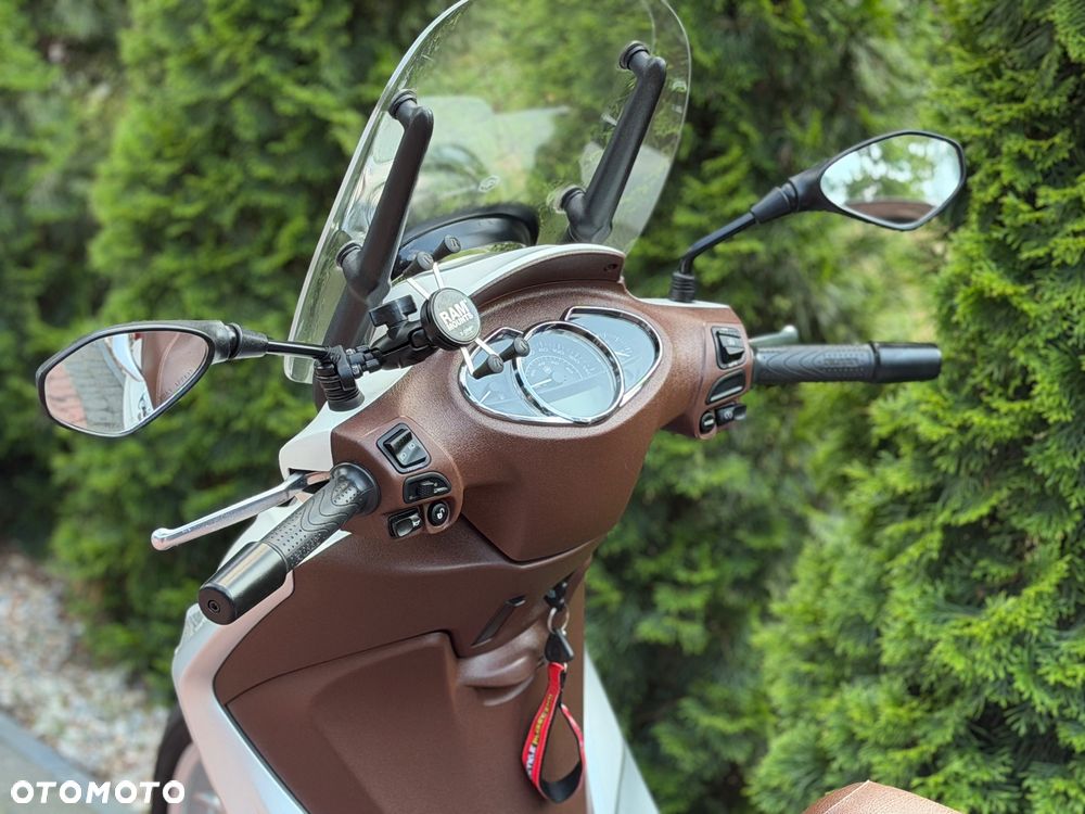 Piaggio Medley - 15