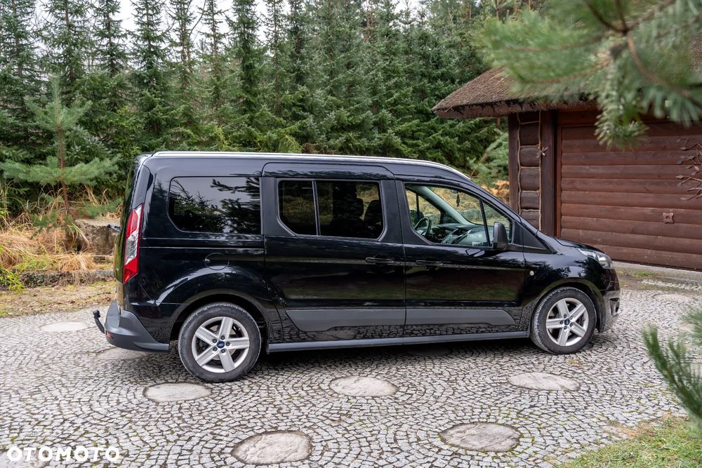 Ford Tourneo Connect Grand - 15