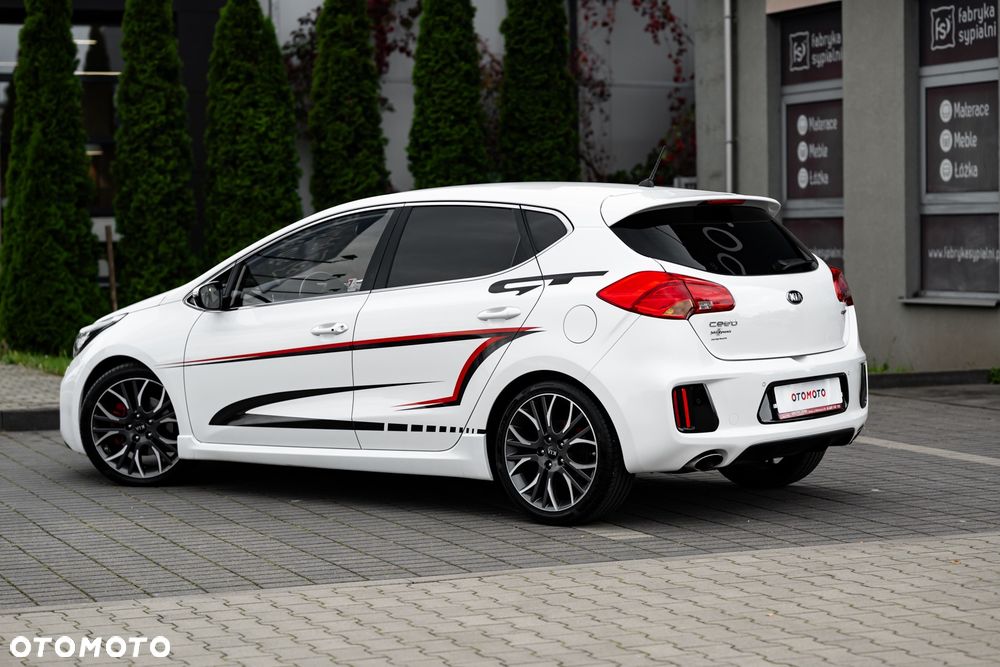 Kia Ceed 1.6 T-GDI GT L - 10