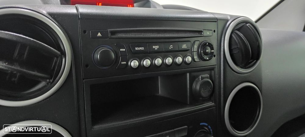 Peugeot Partner 1.6 BlueHDi L1 Pro 3L - 32