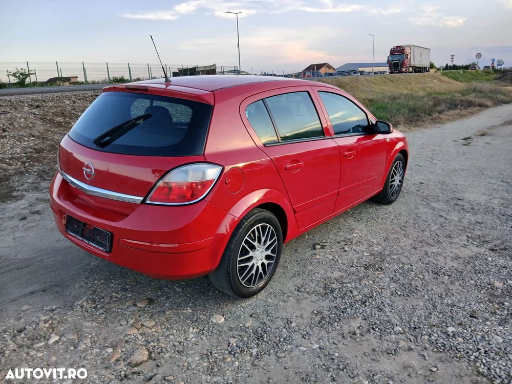 Opel Astra - 2
