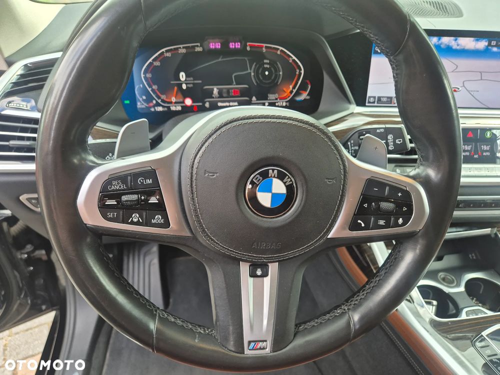 BMW X7 xDrive30d sport - 23