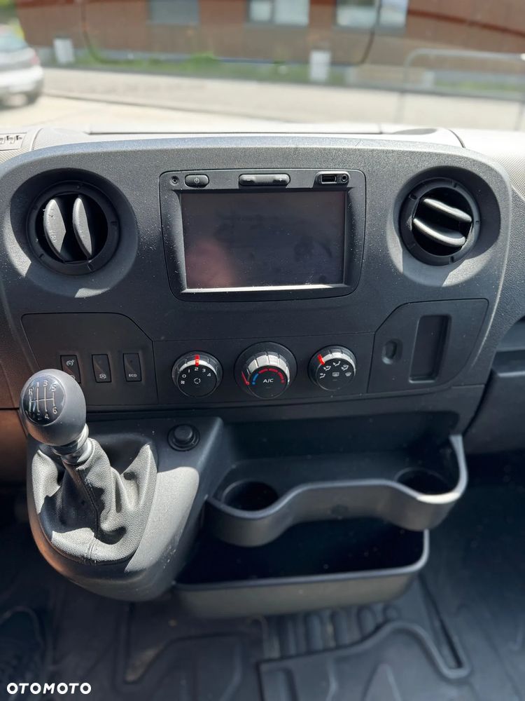 Renault Master - 11