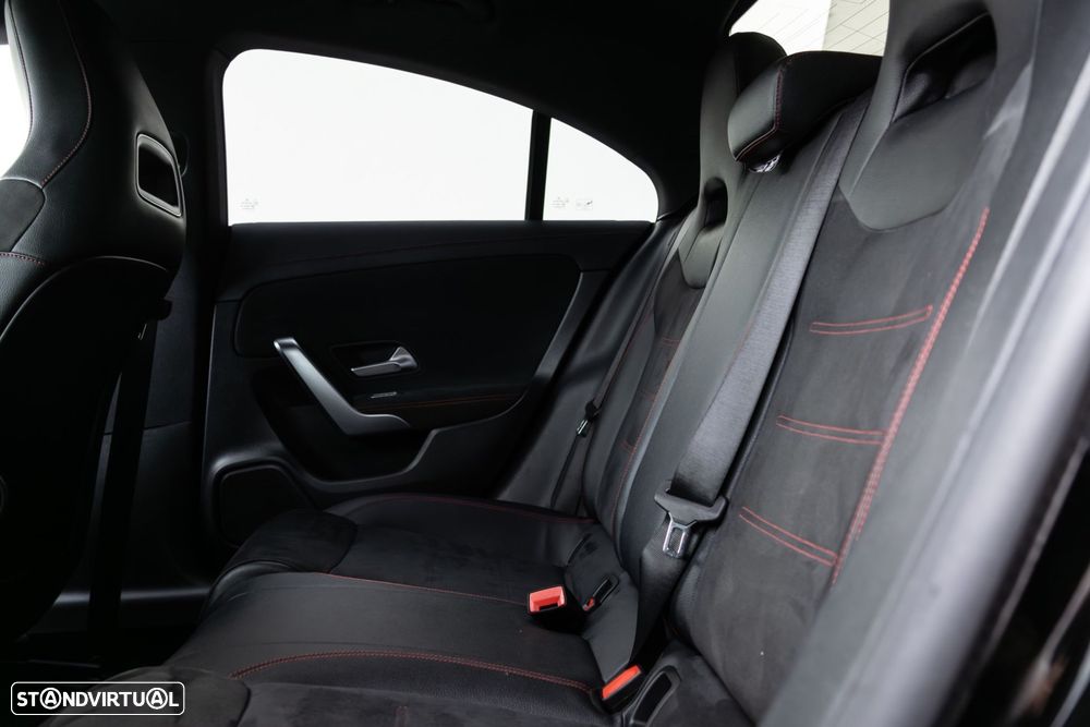 Mercedes-Benz CLA 250 e AMG Line - 28