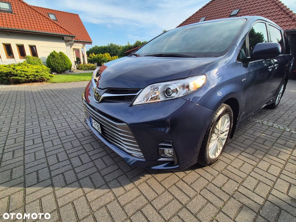 Toyota Sienna 3.5 V6 XLE AWD - 5