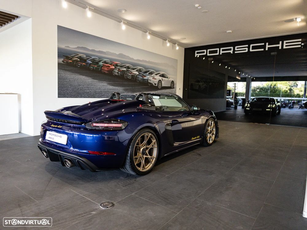 Porsche 718 Spyder - 7