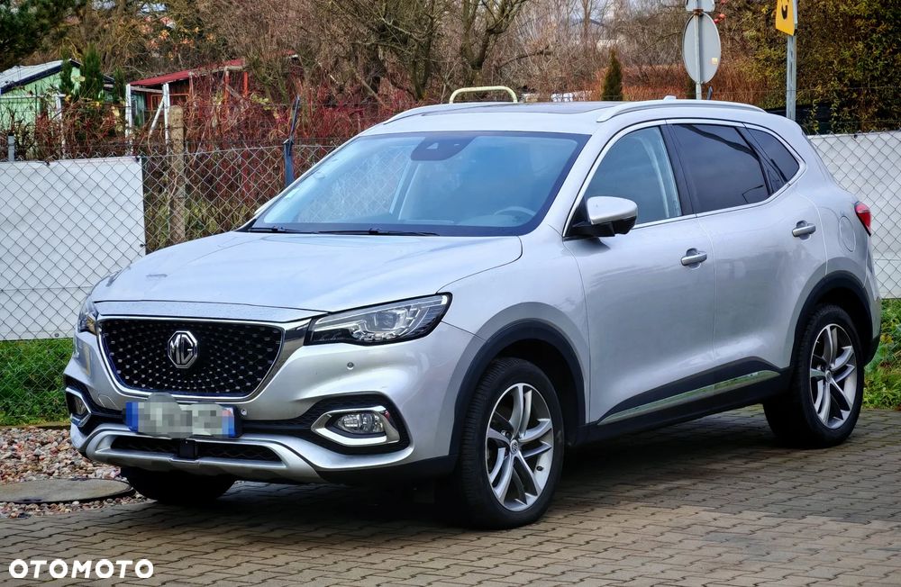 MG EHS Luxury - 1