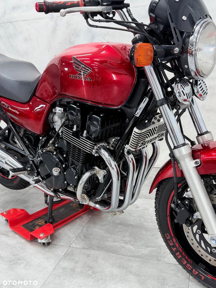 Honda CB - 9