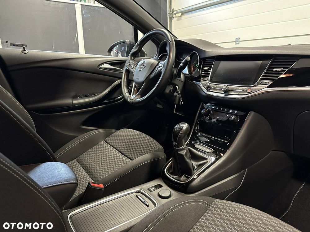 Opel Astra - 8