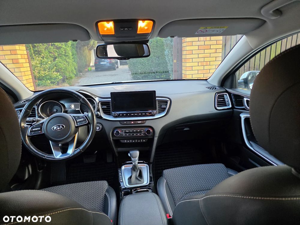 Kia XCeed 1.4 T-GDI L Business Line DCT - 18