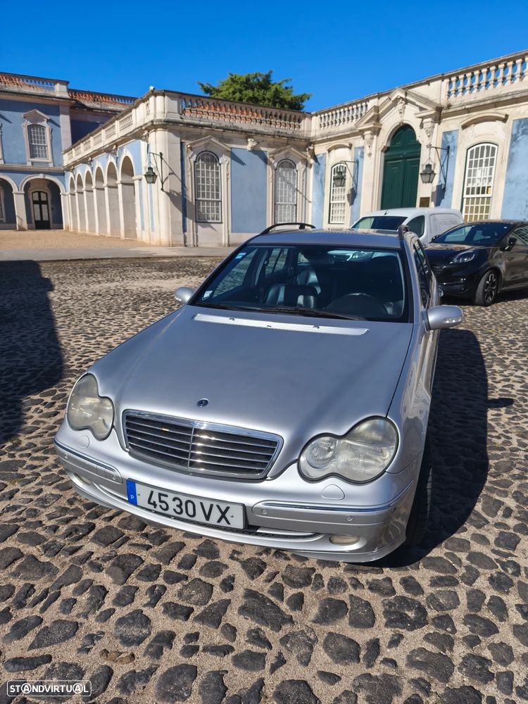 Mercedes-Benz 270 - 2