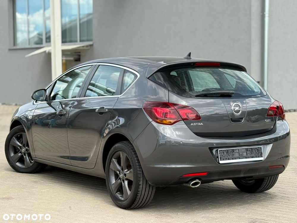 Opel Astra 2.0 CDTI DPF Automatik Cosmo - 7