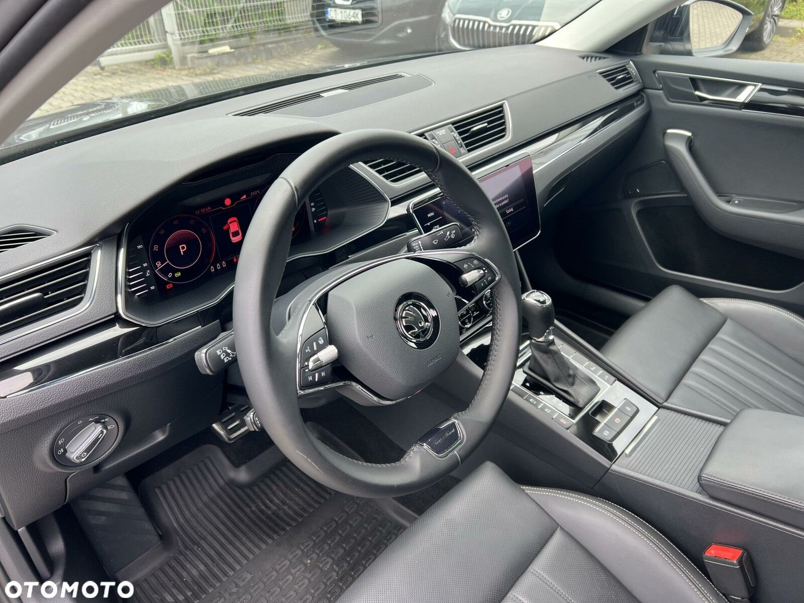 Skoda Superb 2.0 TSI 4x4 L&K DSG - 21