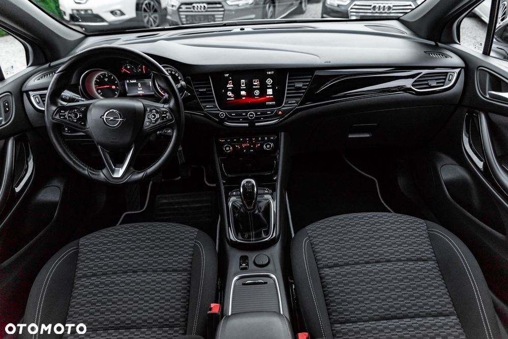 Opel Astra 1.4 Turbo Dynamic - 26