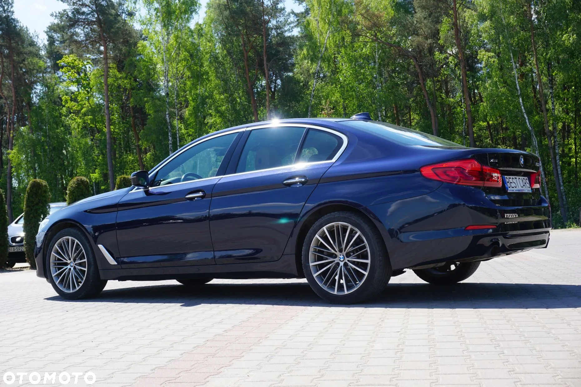 BMW Seria 5 530i xDrive Luxury Line sport - 11
