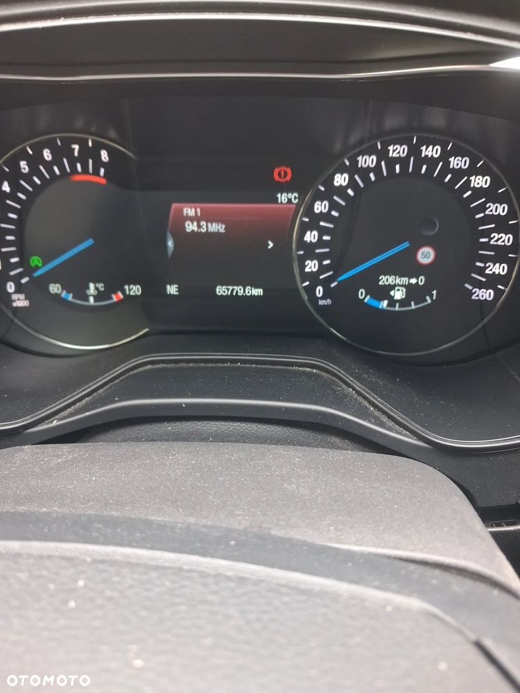 Ford Mondeo - 22