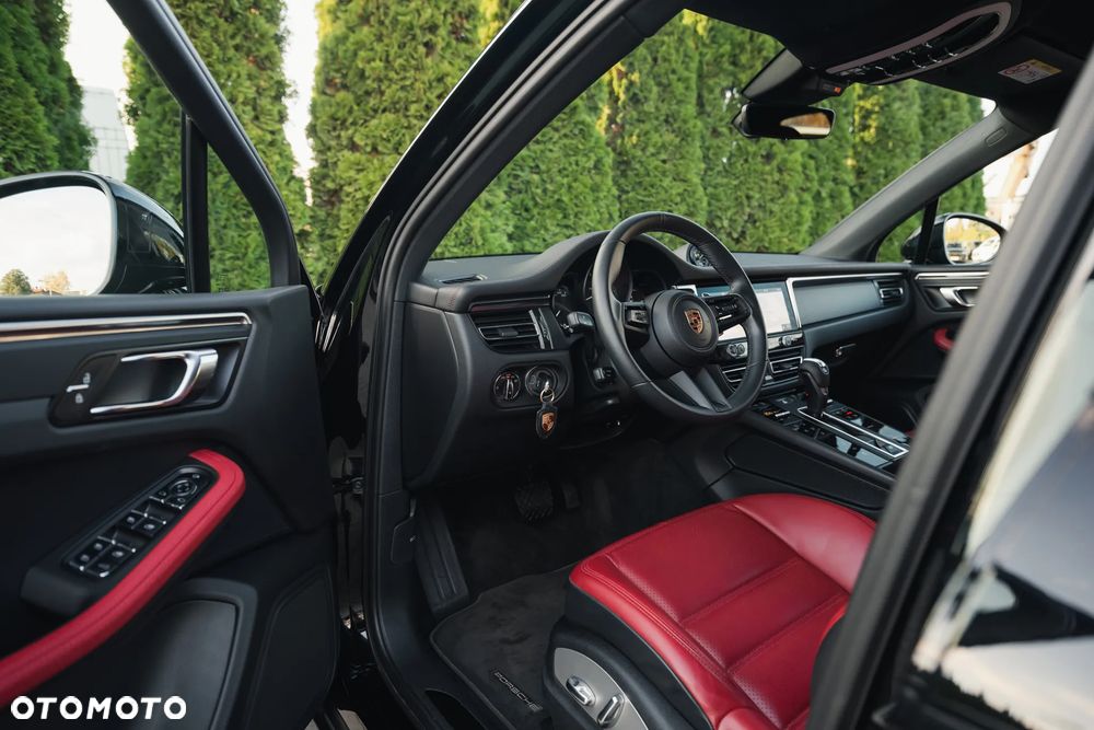 Porsche Macan T - 11