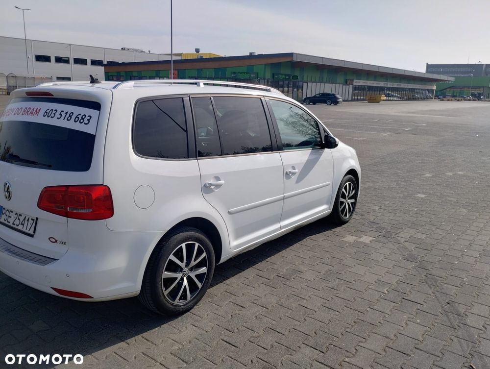Volkswagen Touran 1.6 TDI DPF Trendline - 4