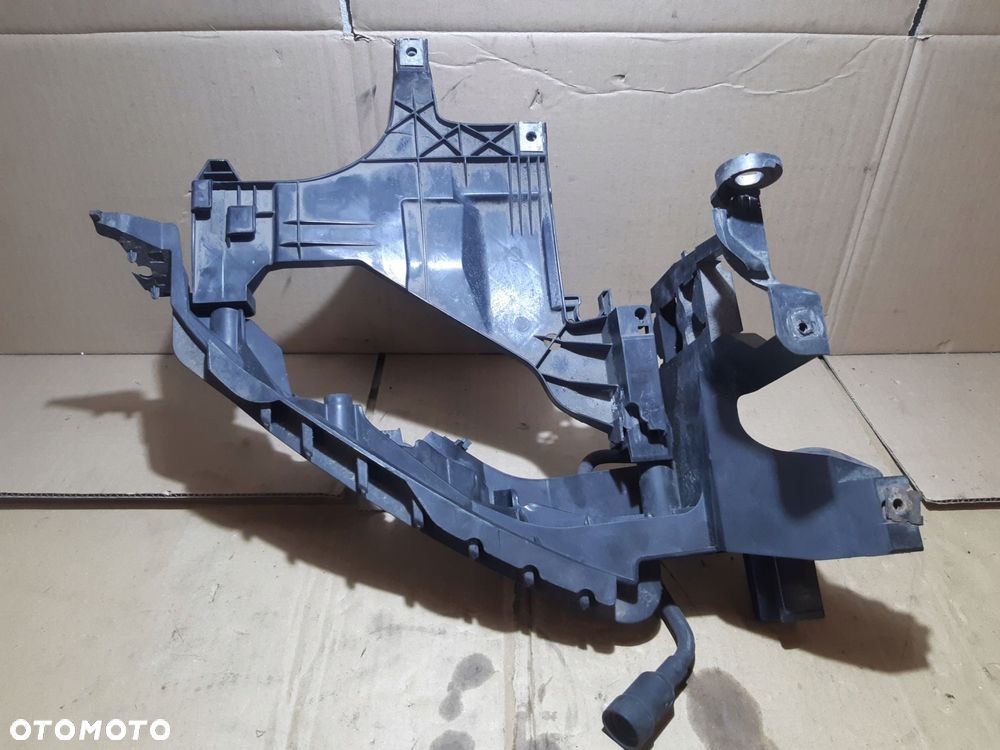 audi a4 b8 lift ślizg mocowanie lampy prawy przód 8k0805608r - 1