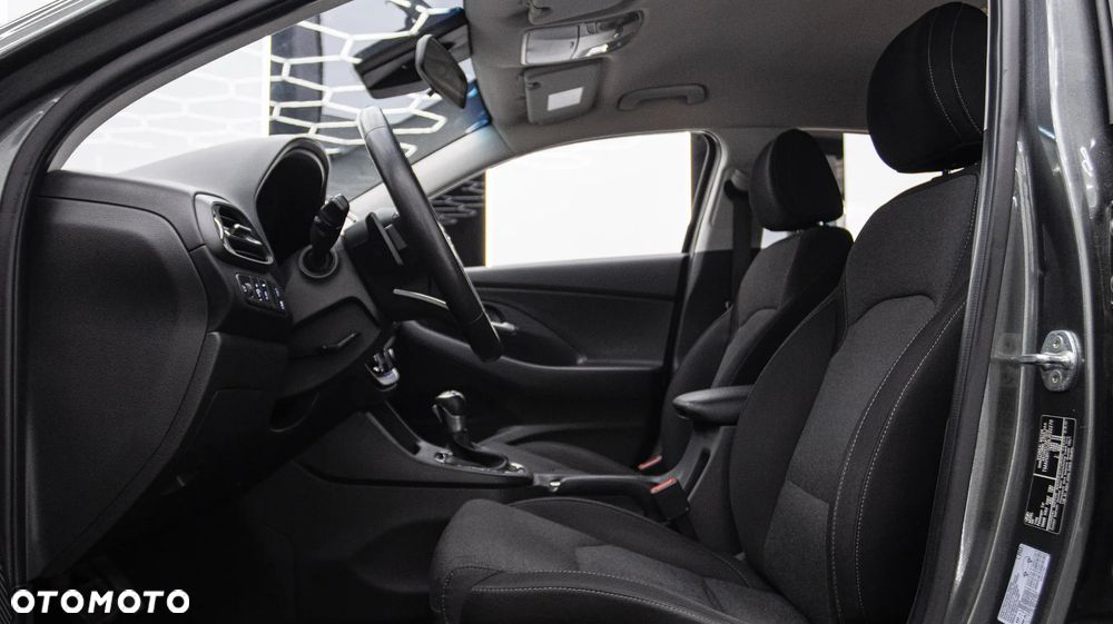 Hyundai i30 1.5 T-GDI 48V Smart DCT - 18