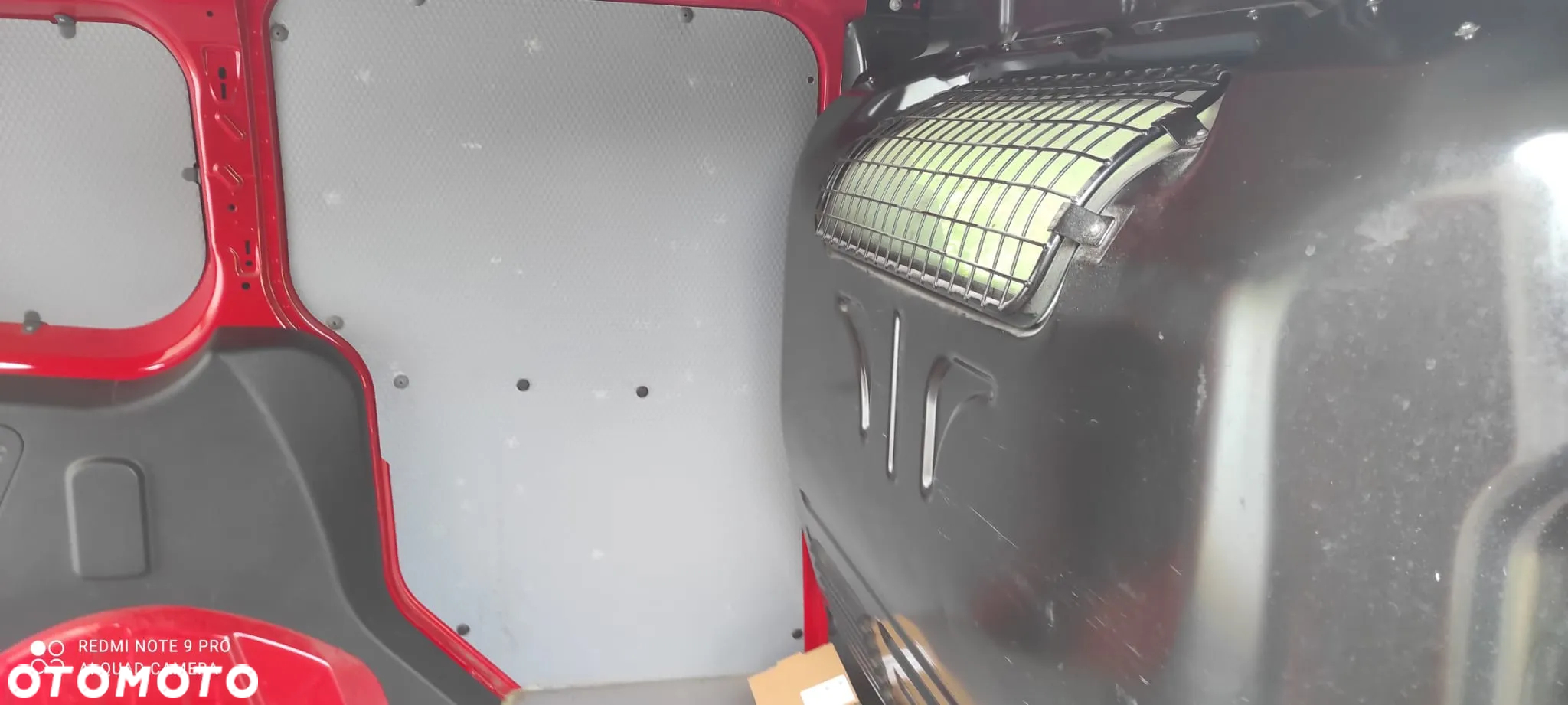 Ford TRANSIT CONNECT - 11