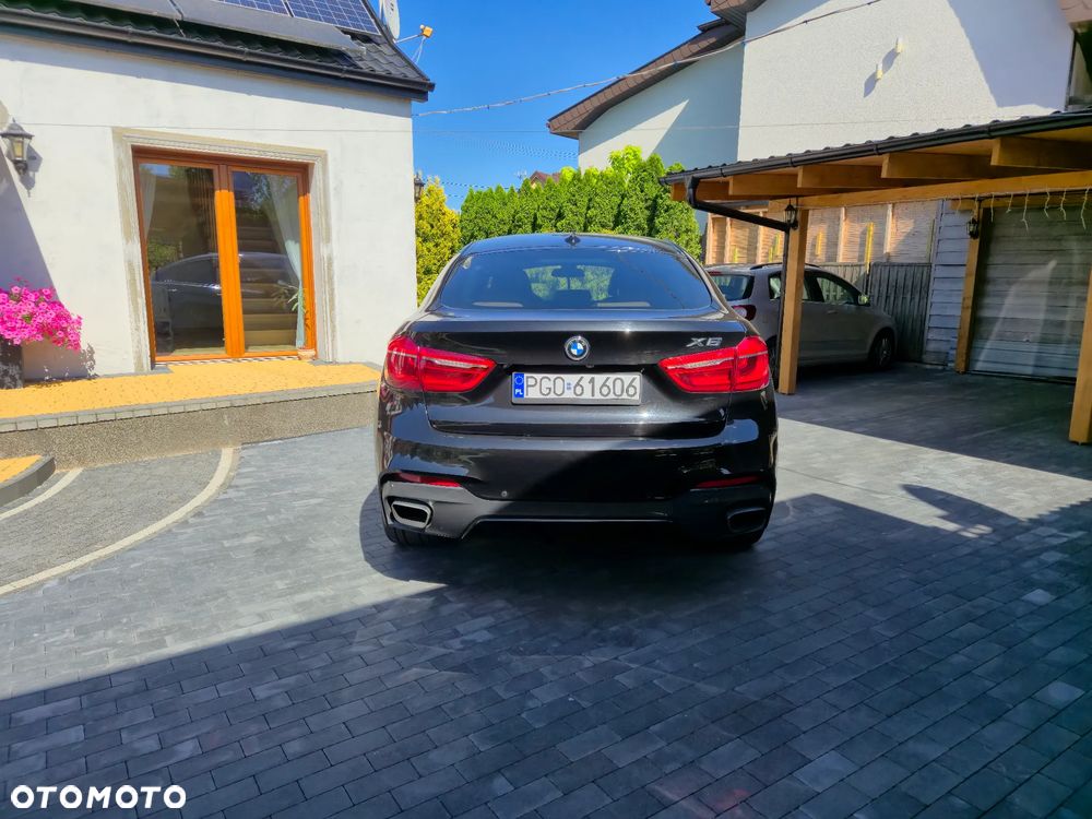 BMW X6 xDrive50i - 4