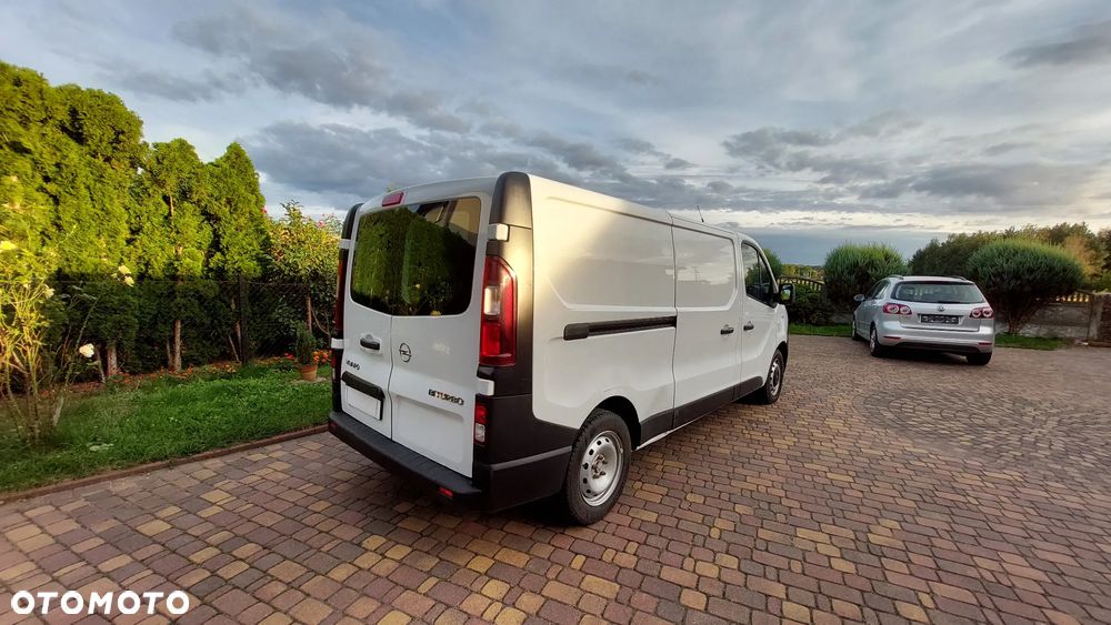 Opel Vivaro - 4