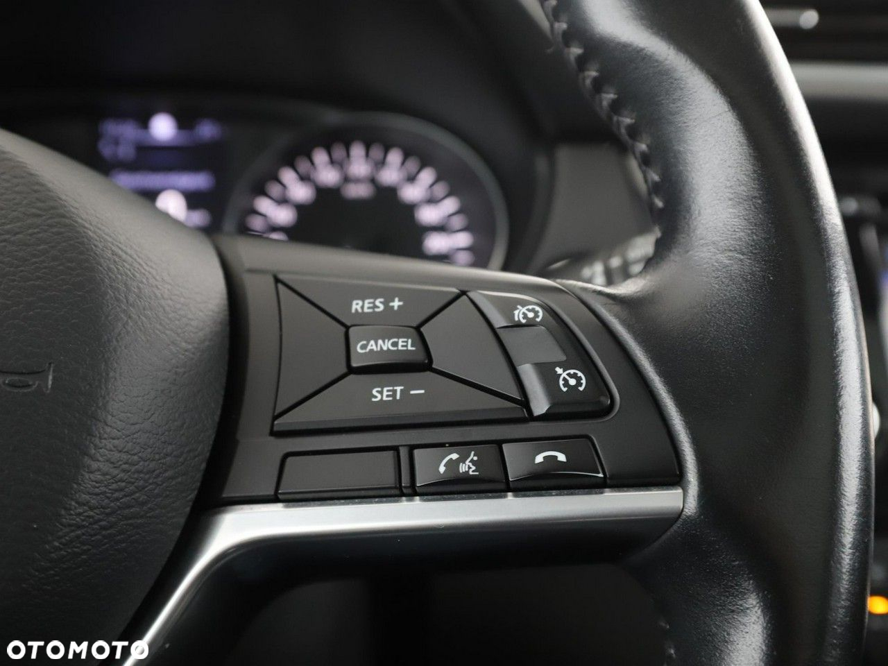 Nissan Qashqai 1.6 DIG-T Tekna - 29