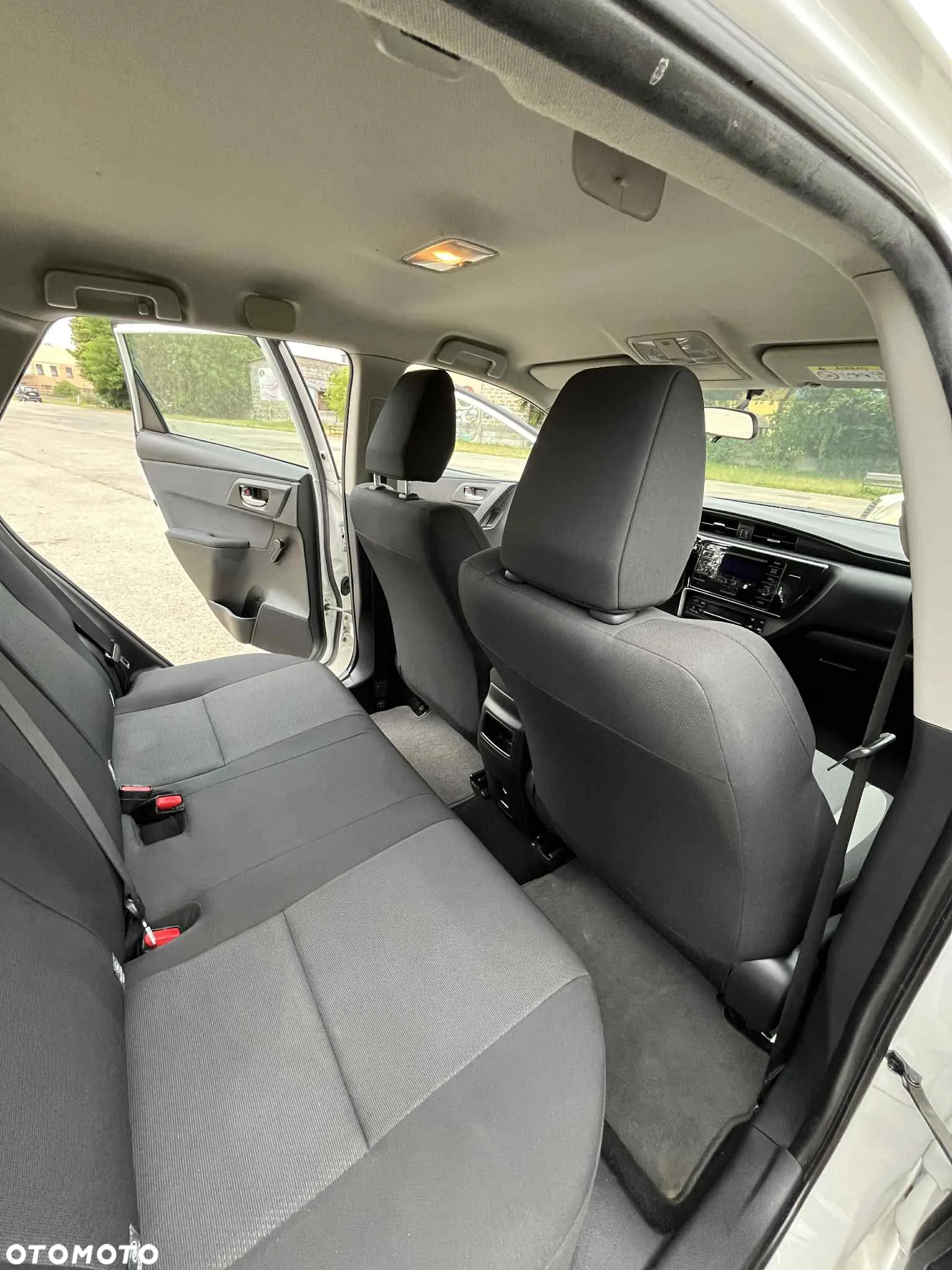 Toyota Auris 1.6 Active MS - 16