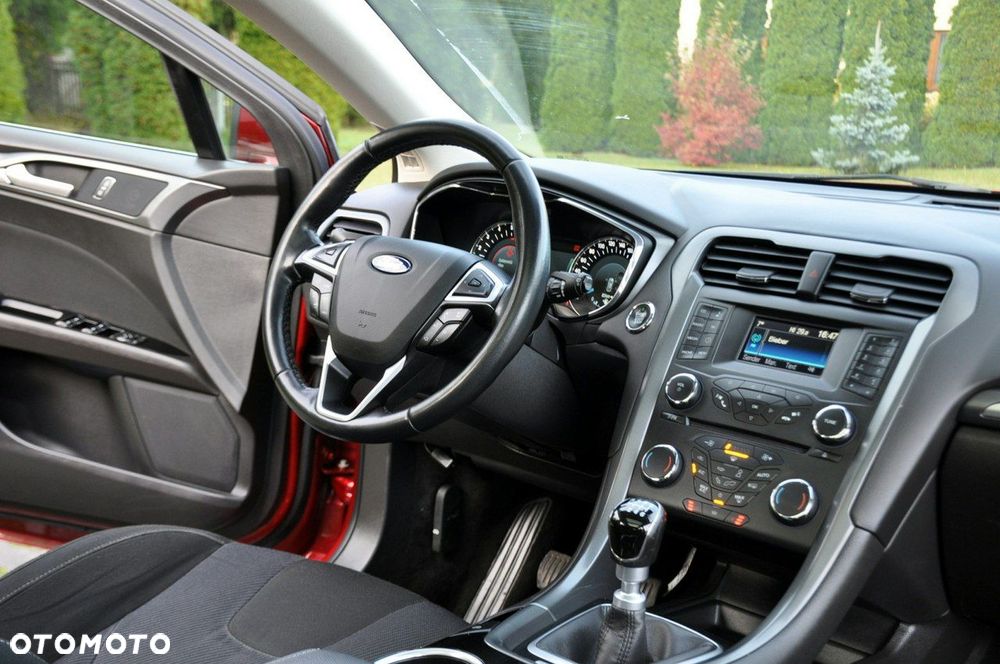 Ford Mondeo - 25