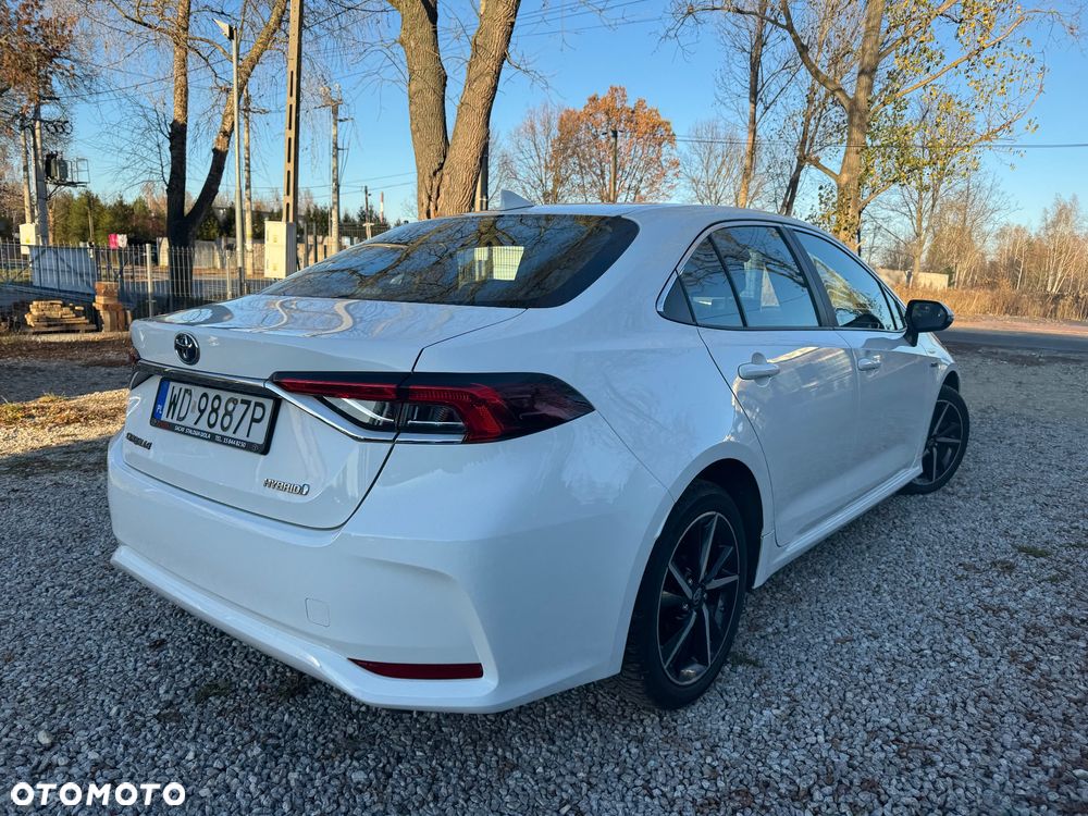 Toyota Corolla 1.8 Hybrid Comfort - 4