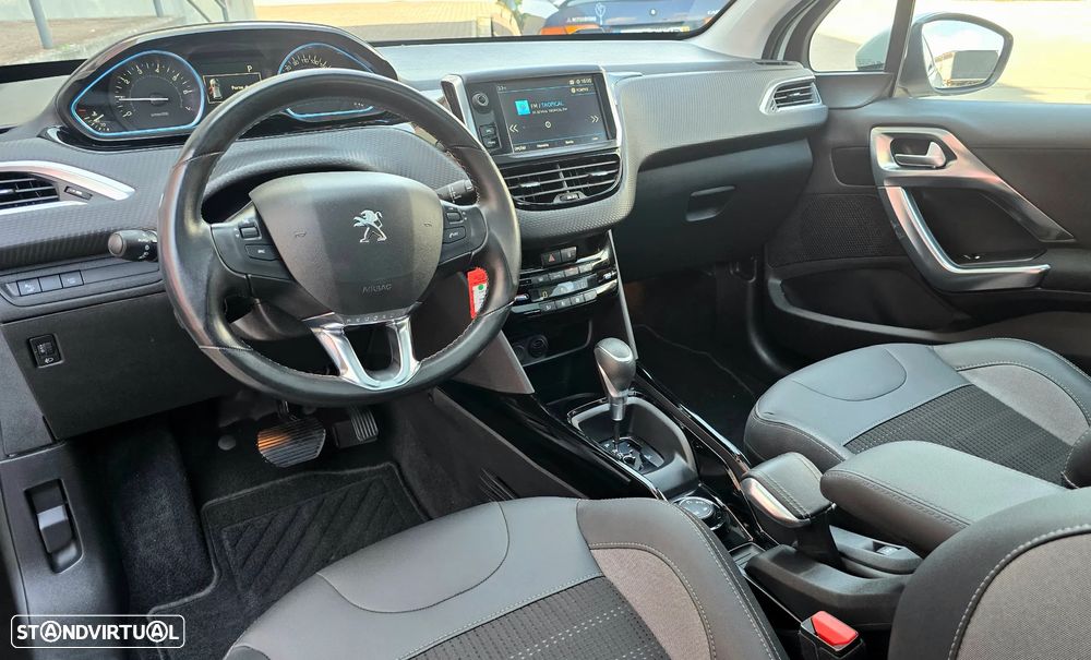 Peugeot 2008 PureTech 110 GPF Stop&Start EAT6 Allure - 10