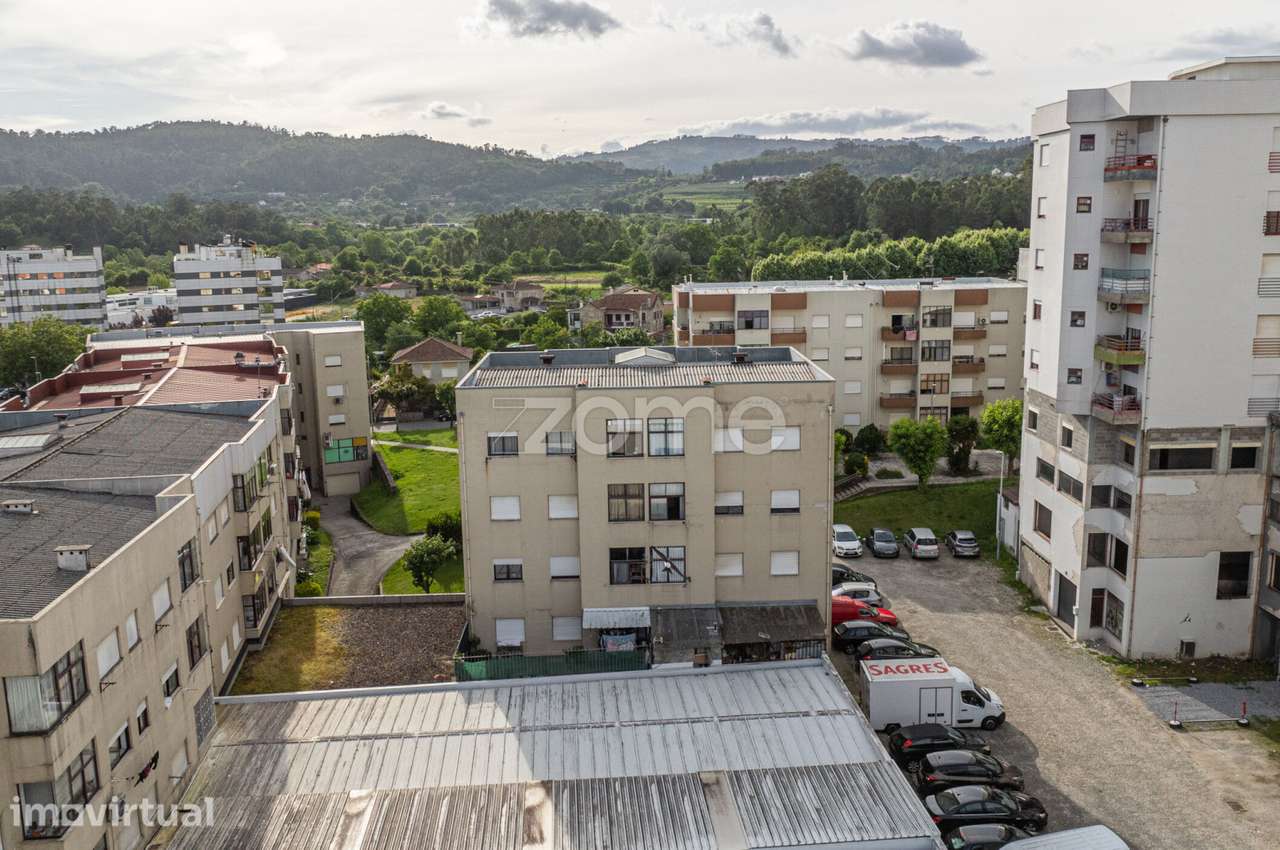 Apartamento T3 Remodelado Centro de Vila Verde - Grande imagem: 5/20