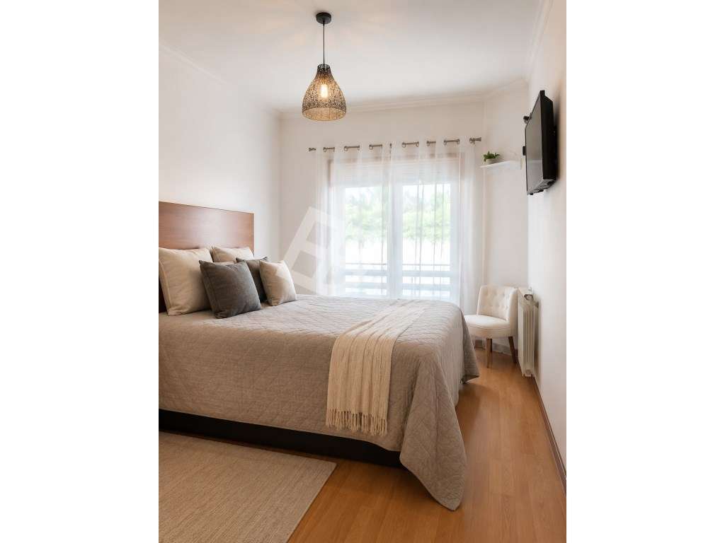Apartamento T2 Mobilado em Localização Privilegiada - Grande imagem: 3/13