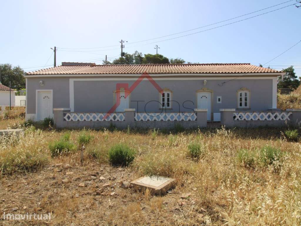 Moradia T3 São Bartolomeu Messines com 1900 m2 de área circundante - Grande imagem: 2/35